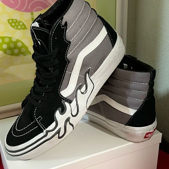 Vans Black and Gray  High-Top Sneakers Men 7.5 Women 9. - Picture 9 of 10